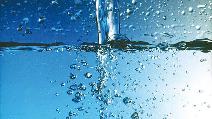 Wasseraufbereitung_-__c__Informationszentrale_Deutsches_Mineralwasser__IDM_.jpg_.jpeg